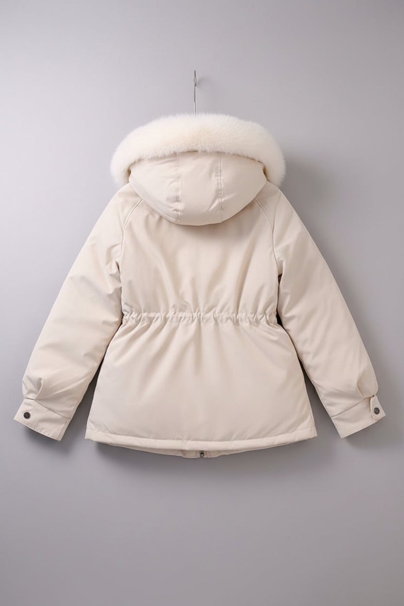 Dames amber puffer jas met isolatie, perfect voor casual of elegante winterlooks. Warm en modieus.