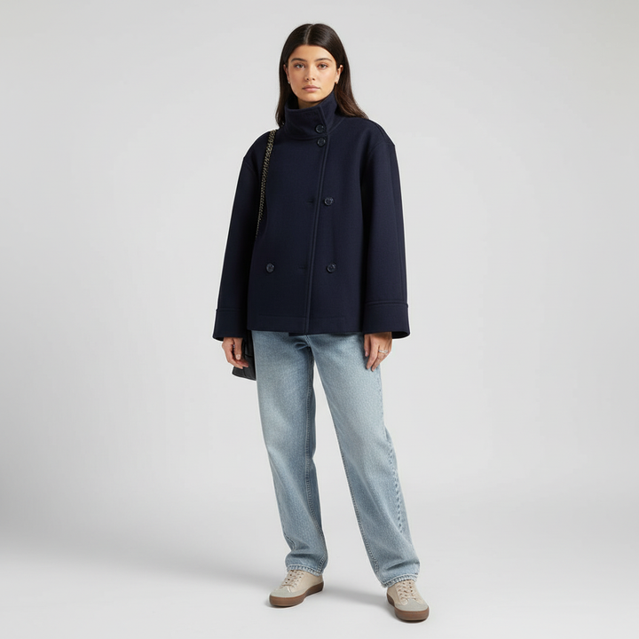 Tijdloze dubbelrijige dames gevoerde jas, korte mantel voor chique bovenkleding in de winter.