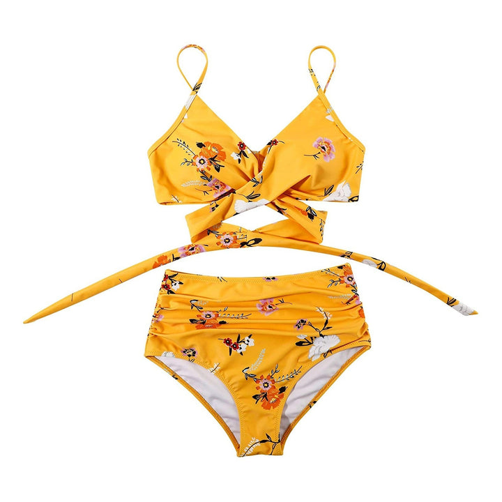 Comfortabele high-waisted damesbikini, perfect voor ontspannen zwemplezier. Fleurige badkleding.