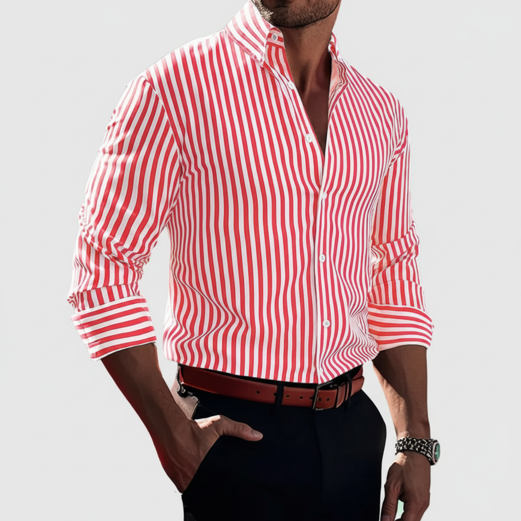 Elegant gestreept heren overhemd voor een verfijnde look. Ideaal voor herenkleding, smart casual of kantoor.
