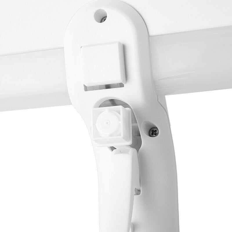 De ClearJet 4-in-1 glasreiniger en schoonmaakhulp, zorgt voor snelle en streeploze reiniging van glasoppervlakken.