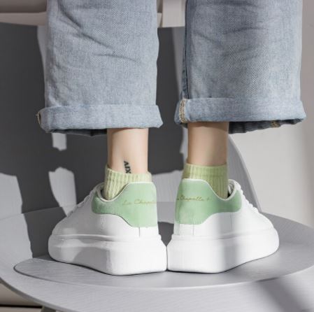 Unisex casual schoenen, ontworpen voor comfort en stijl. Trendy sneakers voor zowel dames als heren, veelzijdig & lichtgewicht.