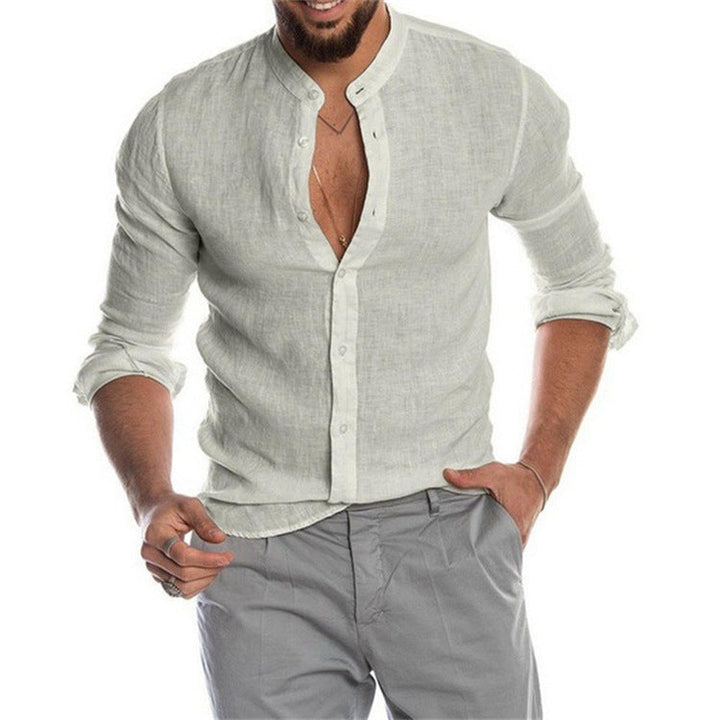 Herenblouse met moderne mandarin kraag. Trendy en comfortabel slim fit overhemd met lange mouwen voor een casual stijl.