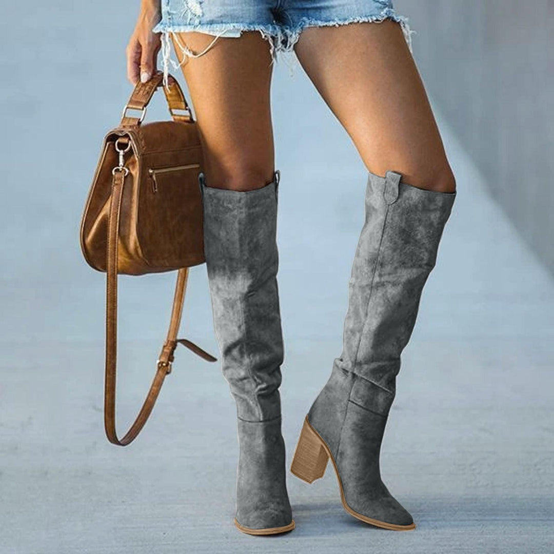 Casual dames overknee laarzen, zwart en comfortabel, perfect voor dagelijks gebruik in de winter.