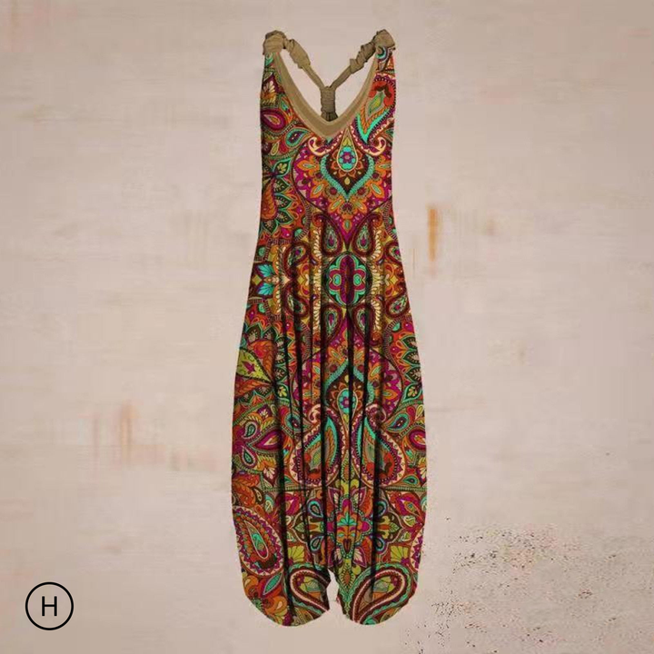 Volledige weergave van de casual, maar chique Lina jumpsuit, perfect voor elke gelegenheid.