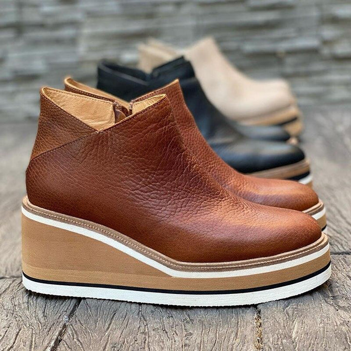 Comfortabele Mira plateau enkellaarsjes voor dames, perfect voor herfst en winter. Stijlvolle dameslaarzen.