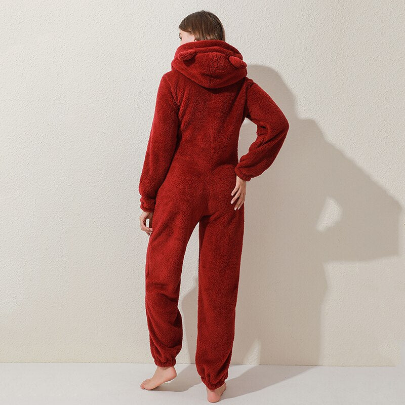 Zwarte dames loungewear jumpsuit, lange mouw en warm, ideaal voor ontspanning deze winter.