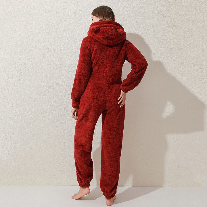 Zwarte dames loungewear jumpsuit, lange mouw en warm, ideaal voor ontspanning deze winter.