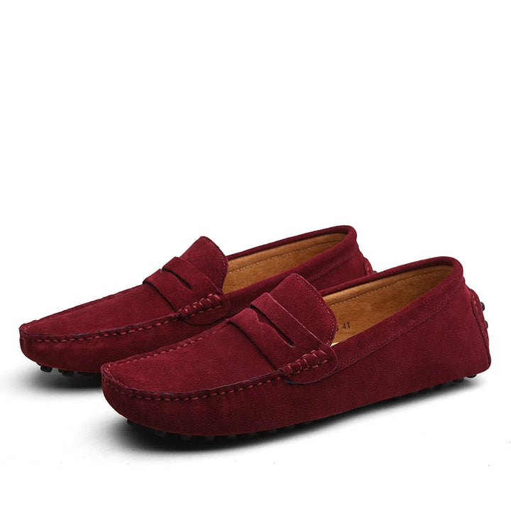 Klassieke Italiaanse leren heren loafers, elegant en stijlvol voor werk of vrije tijd.