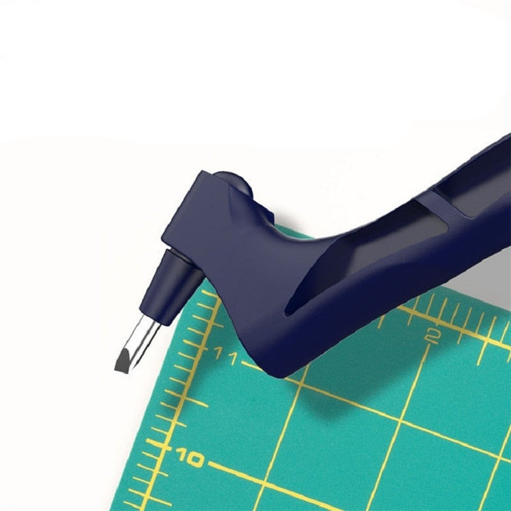 Creatief snijgereedschap voor gedetailleerd werk, ideaal voor grafisch ontwerp en schoolprojecten.