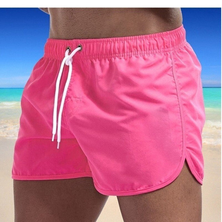 Groene heren zwemshort Ryan, moderne strandshort met sneldrogend materiaal, perfect voor actieve zomerdagen.