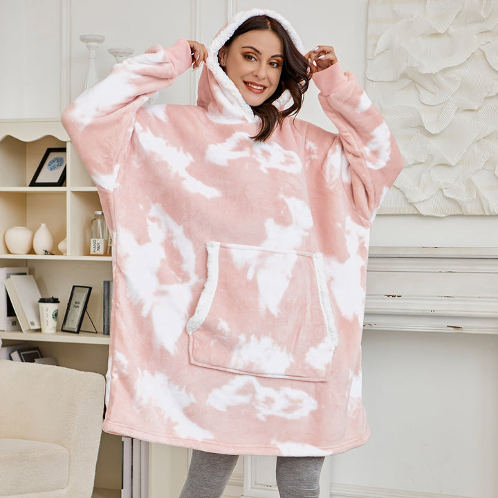 Warme en knusse deken hoodie, perfect voor ontspanning na een lange dag.