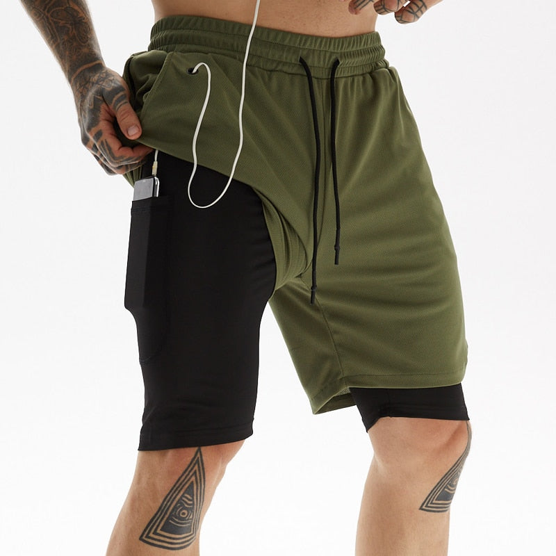 X-Fit heren activewear shorts met telefoonzak voor smartphone en lus om je shirt op te bergen.