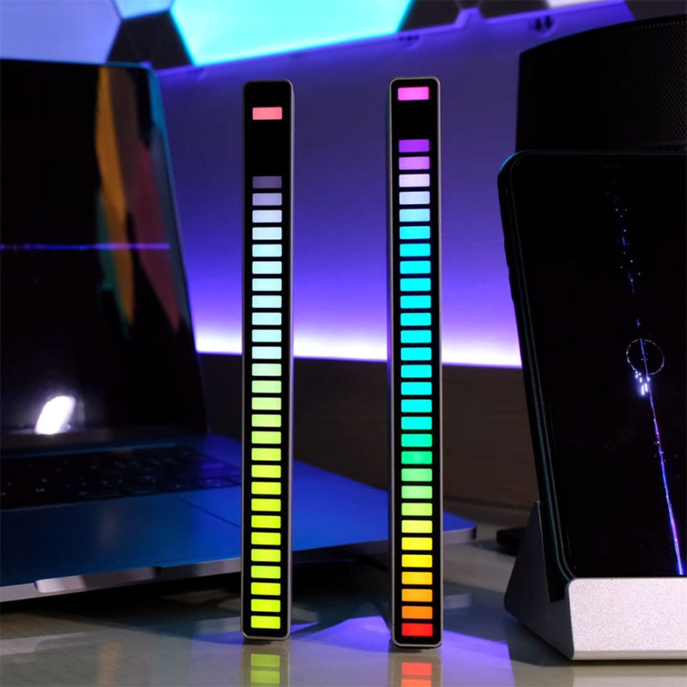 USB oplaadbare RGB geluidsbalk, perfect voor sfeervolle muziekbeleving en decoratieve verlichting.