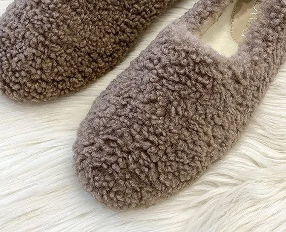 Elegante dames mocassins, warme winter instappers voor een comfortabele look.