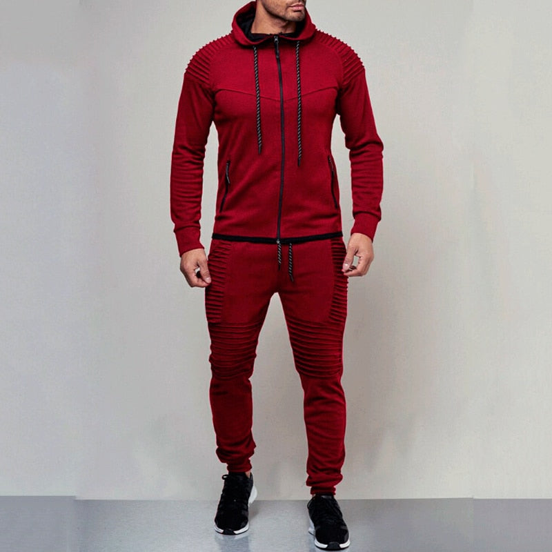 Warm en comfortabel heren loungekleding trainingspak met hoodie, perfect voor ontspanning thuis.