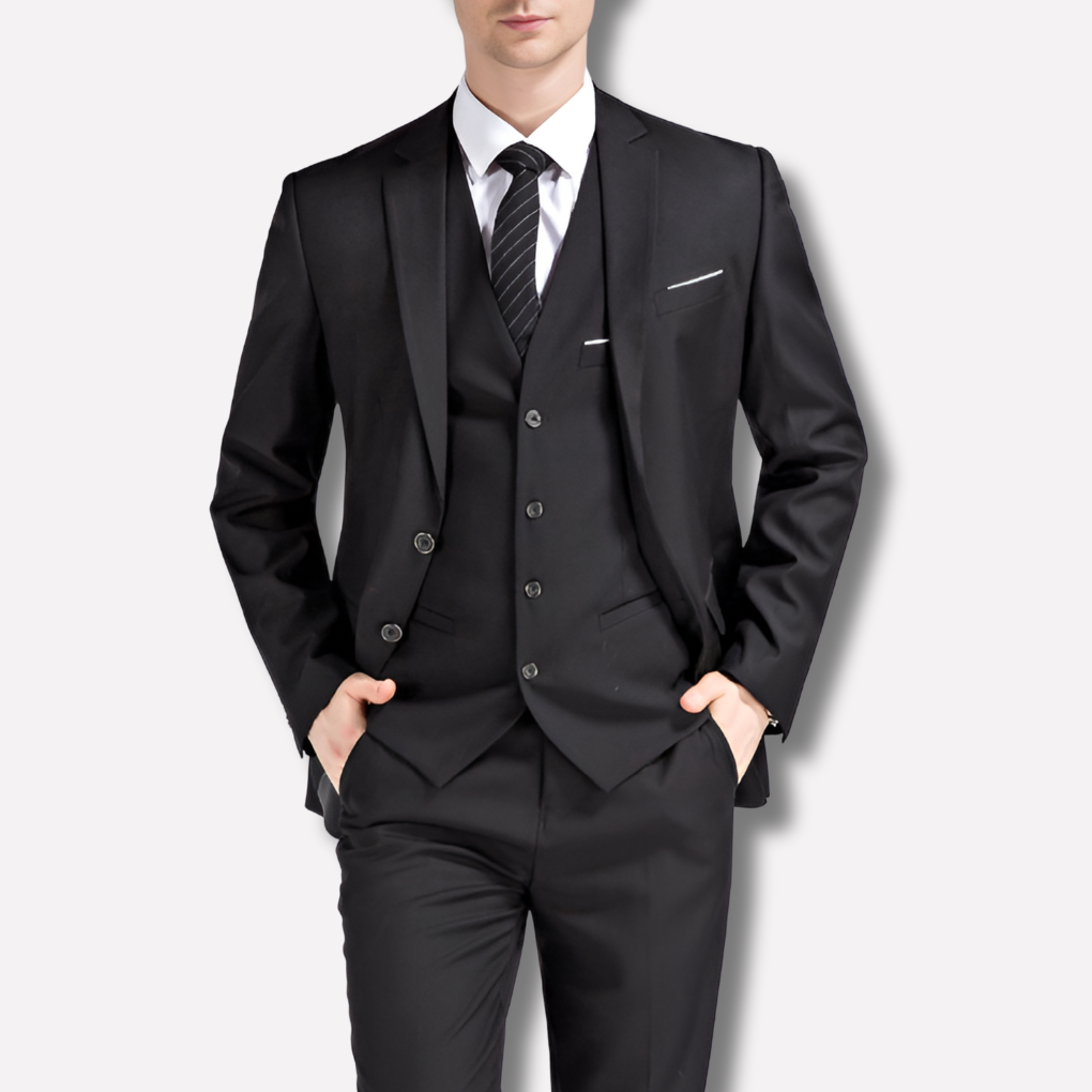 Zwart stretch driedelig herenpak met getailleerde pasvorm, ideaal voor comfort en stijl bij speciale events.