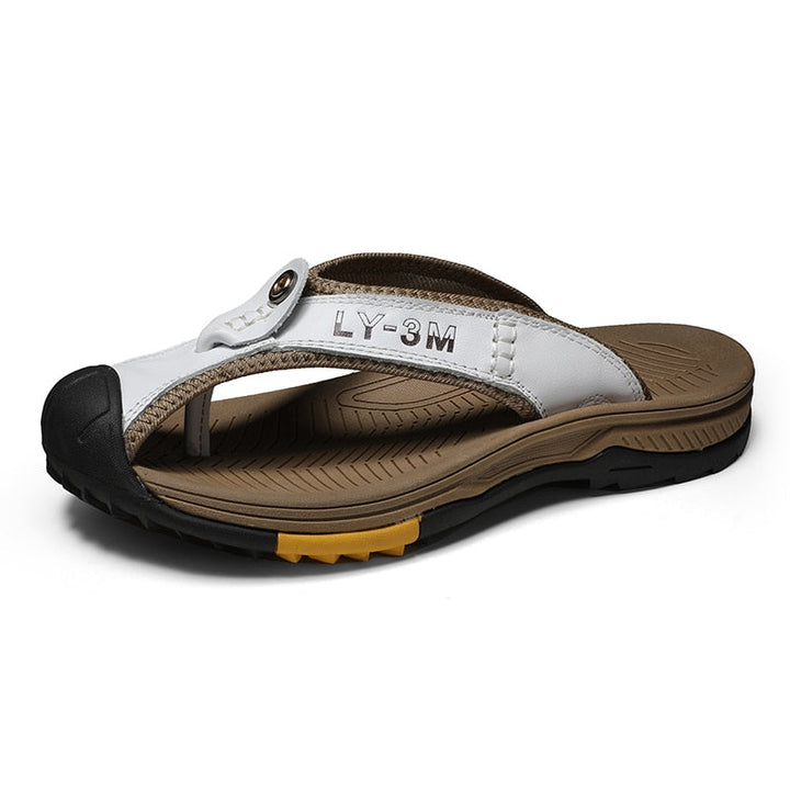 Lichte heren zomerschoenen, instappers met goede ondersteuning; ideaal voor actieve vakanties.