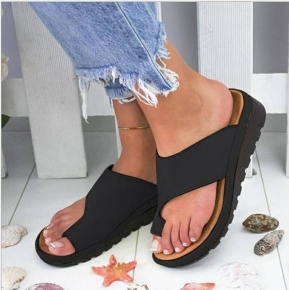 Modieuze dames strandsandalen BeachSandals™ met platte zool. Ideaal voor vrije tijd en zonnige zomerdagen.