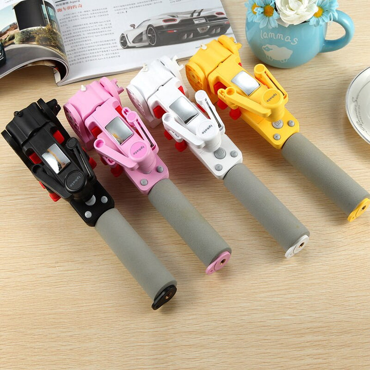Zwarte Bluetooth selfie stick SpinShot, 360° rotatie, perfect voor smartphones, vloggen en reizen.