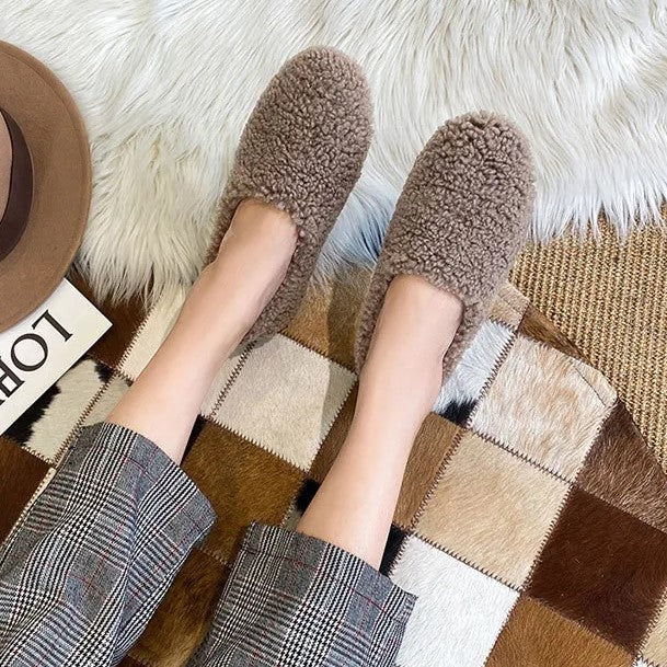 Bruine winter ballerina's, damesschoenen in mocassin-stijl, warm en chic.