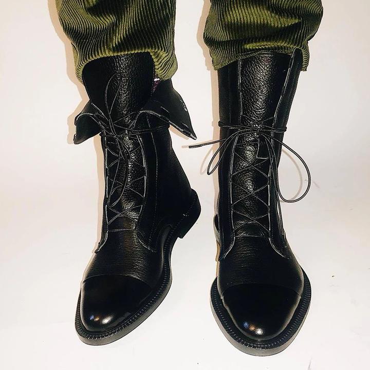 Bruine vintage dames enkellaarzen Marvella, stijlvol en comfortabel, ideaal voor elke gelegenheid.