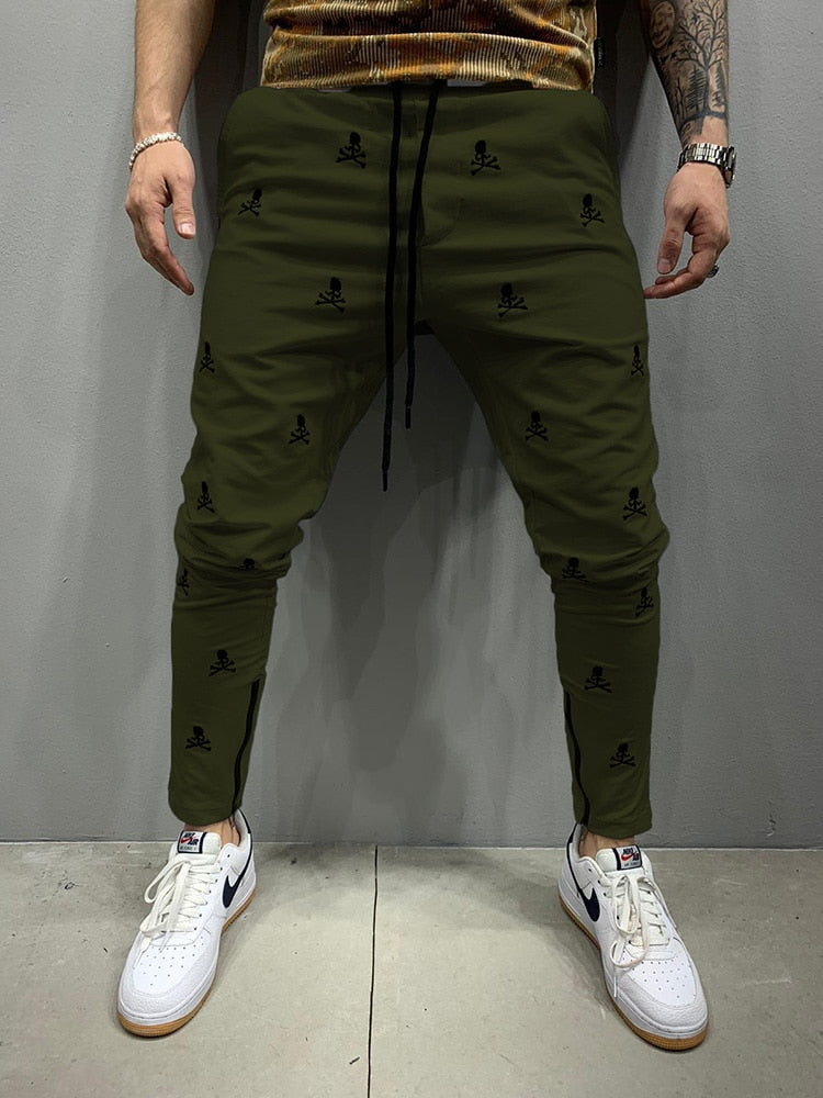 Comfortabele heren joggingsbroek van zachte stof met slim fit pasvorm, perfect voor ontspanning en casual dagen.