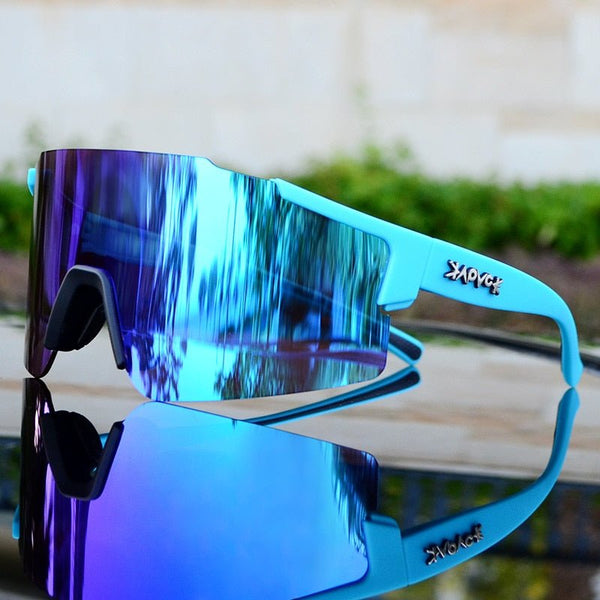 Aerodynamische fietsbril Veloshade voor wielrennen, met spiegelglazen en optimale UV-bescherming.