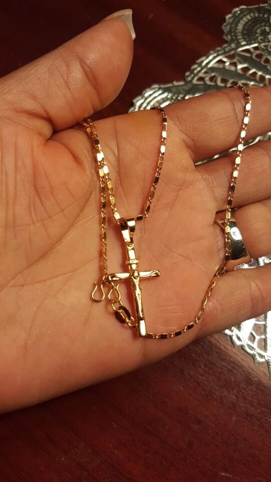 Tijdloze gouden ketting van NiceChain™ voor dames en heren, ideaal als elegant sieraad en cadeau.