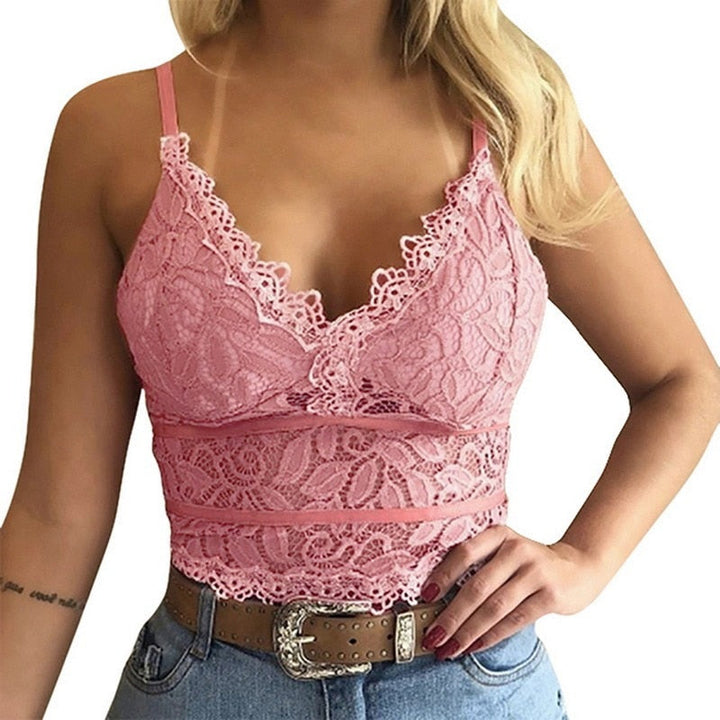 Comfortabele lichtgewicht damestop met bloemenprint, luchtig voor zomeravonden en eenvoudig te stylen.