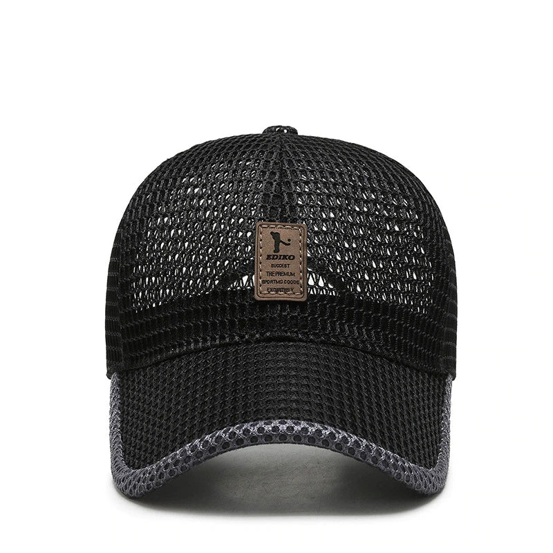 Lichtgewicht AeroBreeze mesh pet, perfect voor sport, strand of vissen; comfortabel en luchtig.