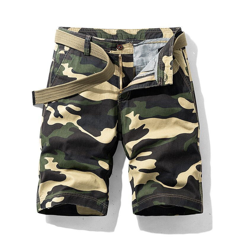 Trendy heren camouflage shorts, stijlvol en comfortabel. Een must-have voor zomerse mannen kleding.