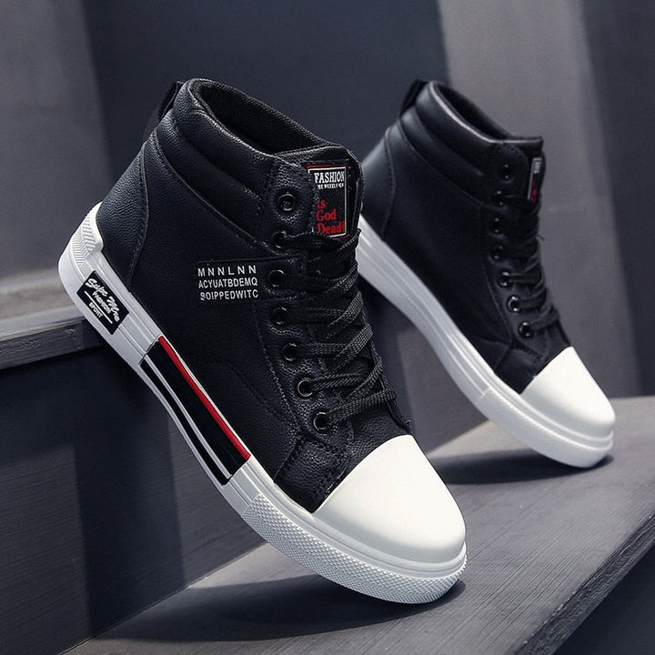 Veelzijdige heren hoge schoenen, klassiek en modern. Geschikt voor zowel casual als formele outfits.