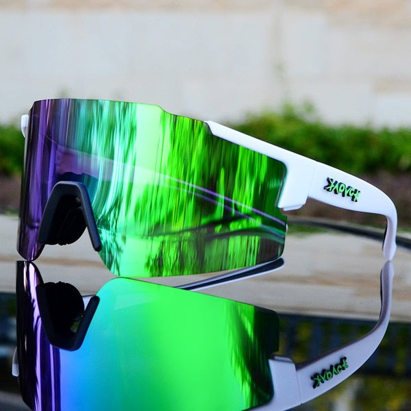 Comfortabele sportbril Veloshade met helder spiegelglas voor onbelemmerd zicht tijdens buitensport, UV-proof.
