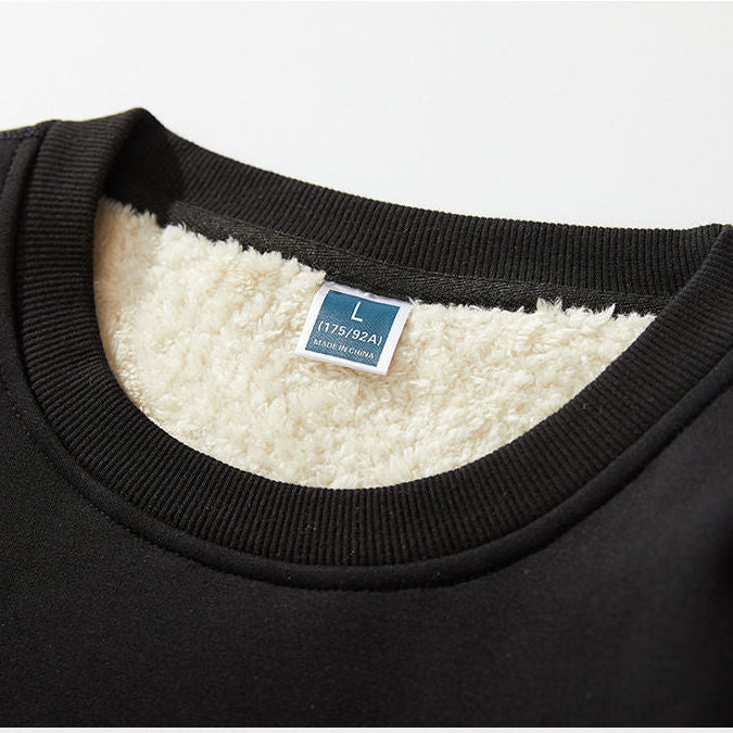 KarasShirt gevoerde dames trui in grijs. Comfortabele en warme winterkleding met lange mouwen, geschikt voor casual.