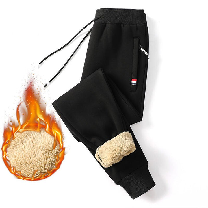 Blijf heerlijk warm met deze mannen thermobroek. Een must-have voor comfort en stijl tijdens koude dagen.