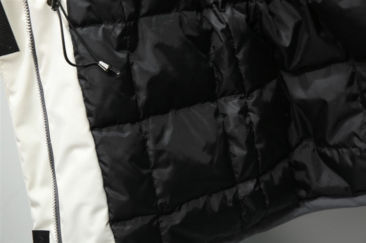 Beige elegante dames thermojas, comfortabele winterjas, perfect voor buiten in de kou.