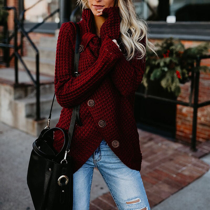 Trendy damesmode: asymmetrische oversized turtleneck trui Hailey. Ideaal voor herfst en winter, comfortabel en classy.