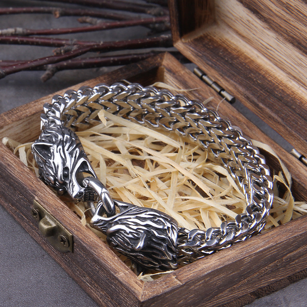 Heren armband met Fenrir wolf, zilveren Viking sieraad. Krachtig en mythologisch ontwerp.
