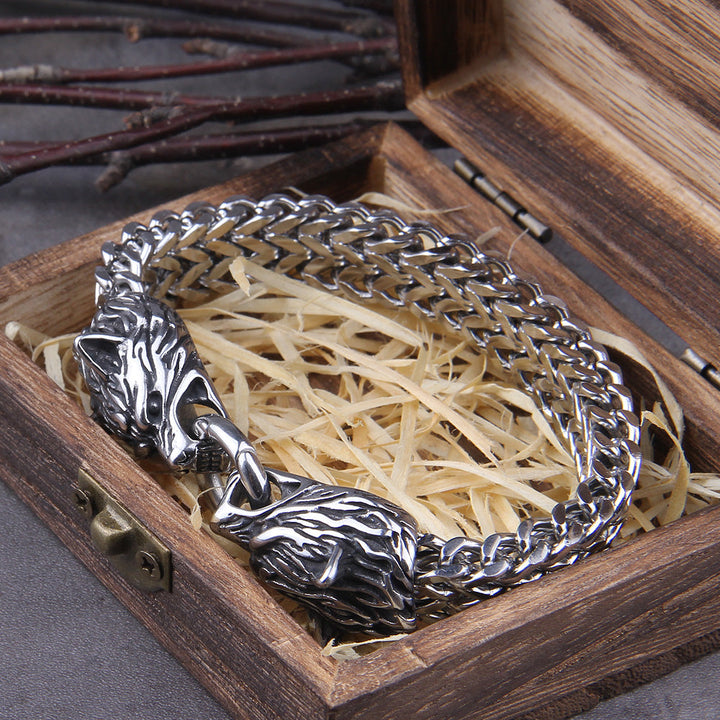 Heren armband met Fenrir wolf, zilveren Viking sieraad. Krachtig en mythologisch ontwerp.