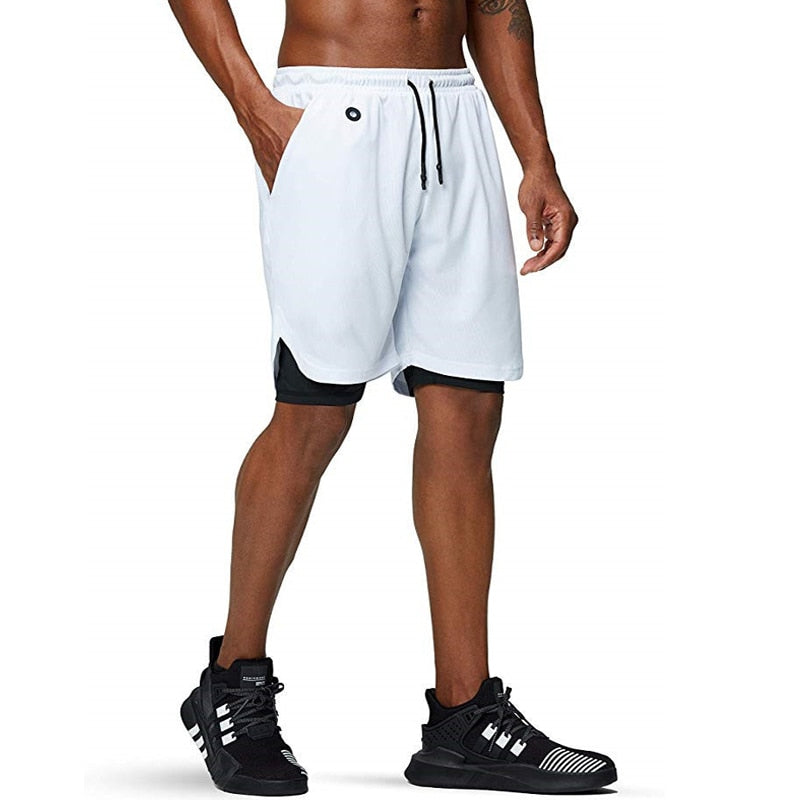 Zwarte heren hardloopshorts X-Fit met telefoonzak en shirtlus. Essentieel voor jouw workout.