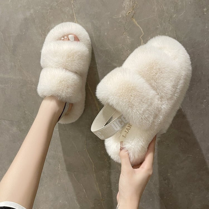 Pluche zachte dames winter slippers voor ultiem comfort. Warmte en stijl in één met Fluffy Flops™.