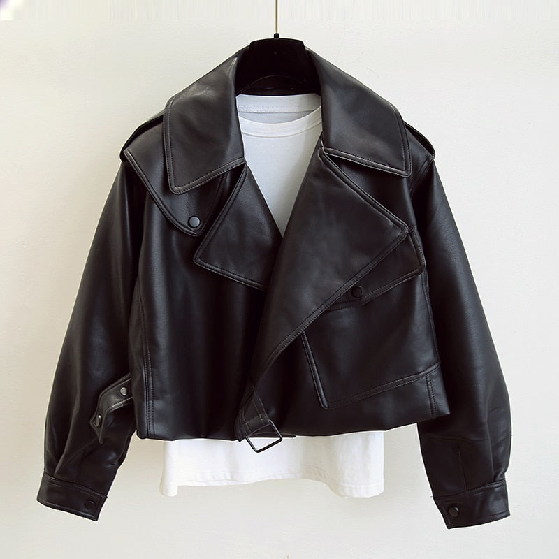Trendy leren dames bomberjack LoesJacket, een veelzijdige en elegante jas voor dames.
