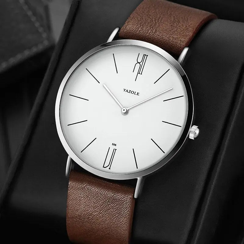 Stijlvol Henry herenhorloge met tijdloos design en elegante lederen band.