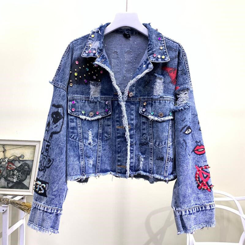 Veelzijdige dames spijkerjas in trendy blauw van MimisJacket, perfect als bovenkleding voor lente, zomer en herfst.