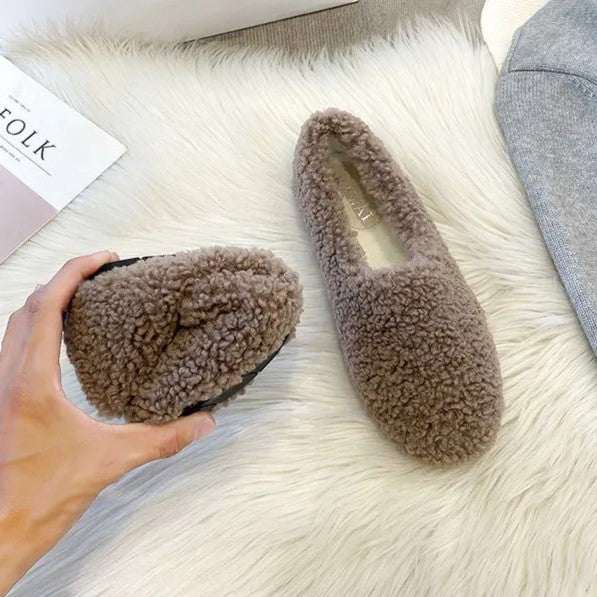 Trendy winterballerina's voor dames, gevoerd met faux fur voor extra warmte en fashion.