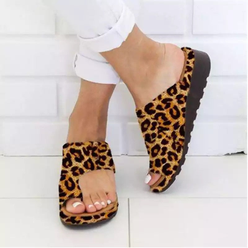 Zomerse BeachSandals™ dames sandalen: stijlvol, comfortabel, platte zool. Ideaal voor strand, vrijetijd & mode.