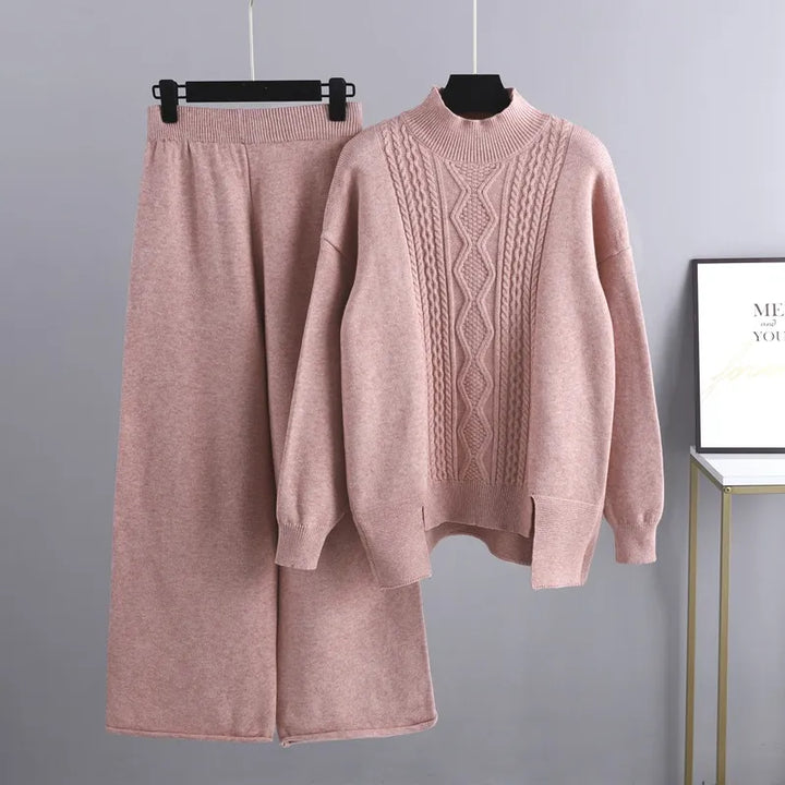 Warm kasjmier zacht dames huispak, de ideale winterkleding. Comfortabele en stijlvolle vrijetijdskleding.