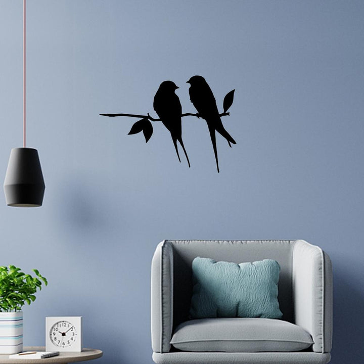 Zwart metalen vogel silhouet. Moderne tuindecoratie die karakter toevoegt aan elke tuin.