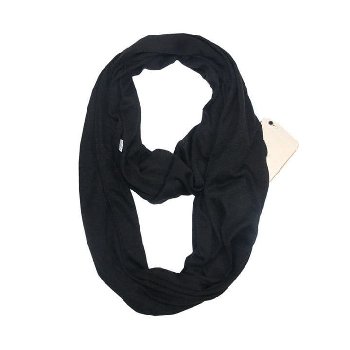 Praktische winter sjaal voor dames, met een slimme zak om waardevolle spullen veilig te bewaren.